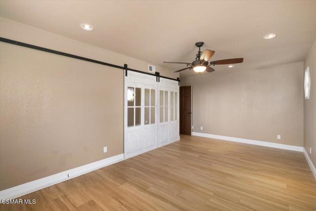 8445 Roseland Avenue, Moorpark CA: https://media.crmls.org/mediaz/7c08f8ce-8228-4af4-b66a-3fef43d59d2b.jpg