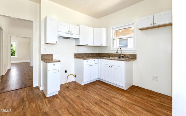 124 W Avenue 28, Los Angeles CA: https://media.crmls.org/mediaz/7c09dcd7-c80b-40a4-828c-e7f90347e919.jpg