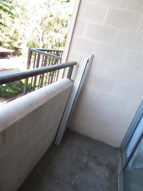 3909 Stevenson Blvd, Fremont CA: https://media.crmls.org/mediaz/7c0a29a6-cd15-4ce8-9406-5dd7adf558ac.jpg