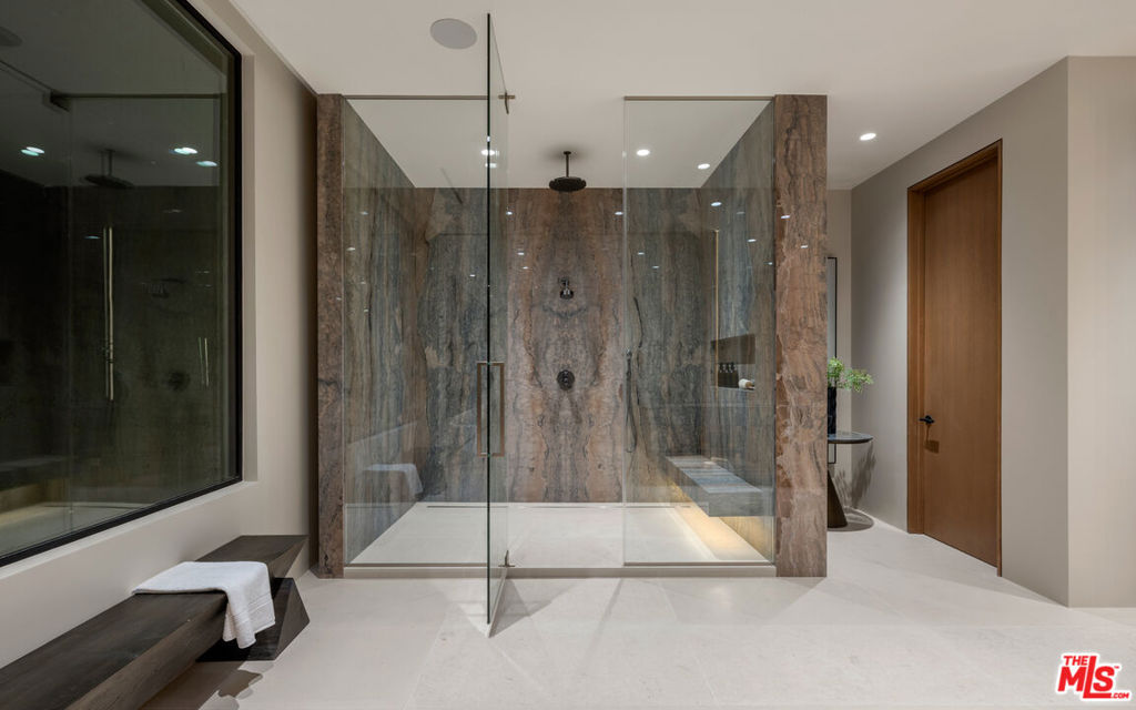 MLS #25570957 img 29