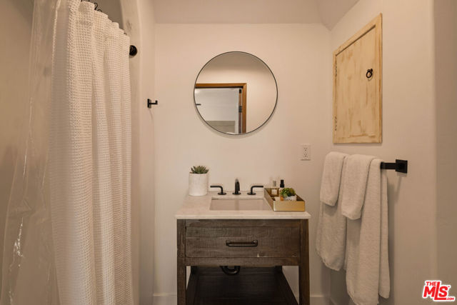 3 Bed Home for Sale in Los Angeles, California