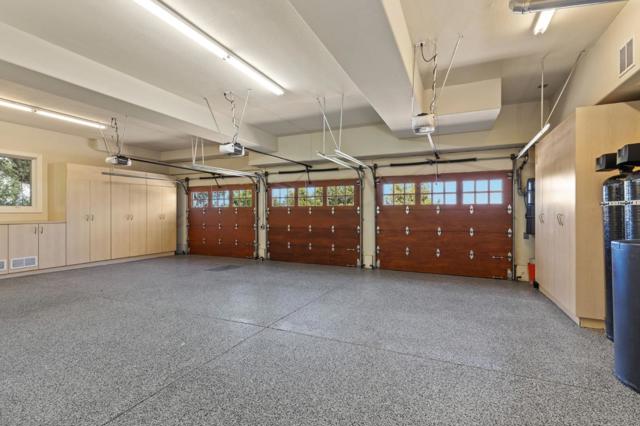 16541 Cypress Way, Los Gatos CA: https://media.crmls.org/mediaz/7c0cd987-e3e2-4280-aca1-963abf0bd41d.jpg