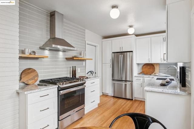 Image 18 of 53 For 1297 Sunnyhills Rd