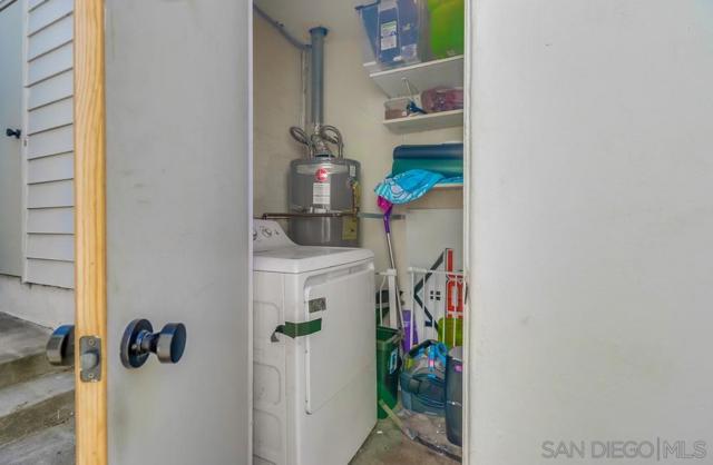 4053 55 Jewell St, San Diego CA: https://media.crmls.org/mediaz/7c0dee67-2935-4402-8ffb-b2cefdd41d37.jpg
