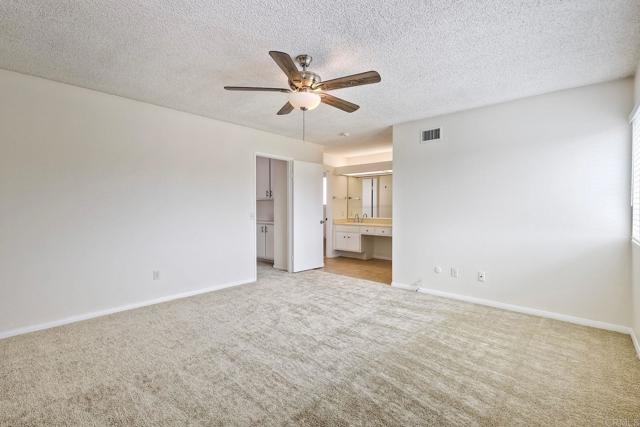169 Camino Entrada, Chula Vista CA: https://media.crmls.org/mediaz/7c0e68d4-2952-4d38-8f72-bafec5435eac.jpg
