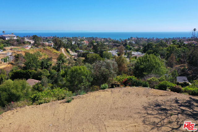 1243 Las Lomas Avenue photo 1