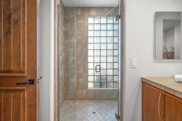 50375 Via Serenidad, La Quinta CA: https://media.crmls.org/mediaz/7c0f2cd5-1e97-4d2b-9d77-f5c7ad2a2e69.jpg