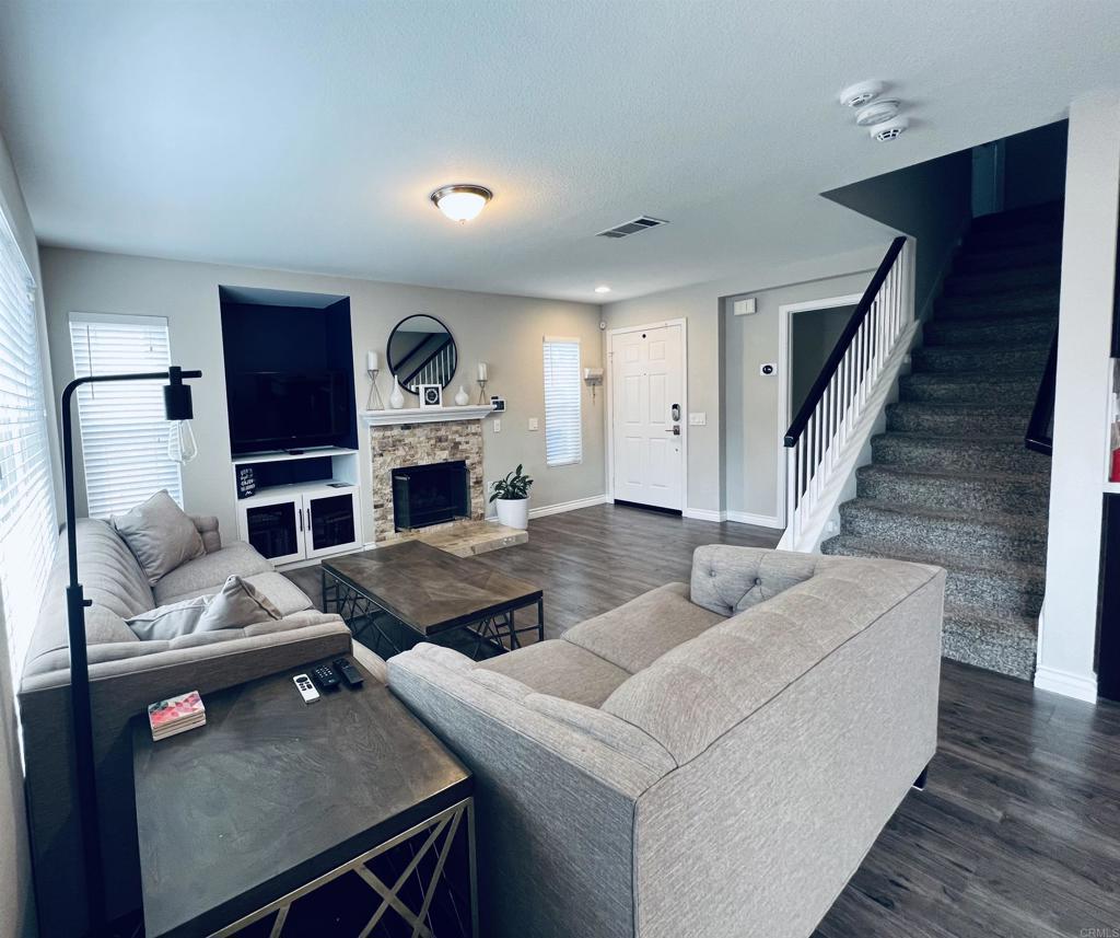 532 Dakota Way - photo 2
