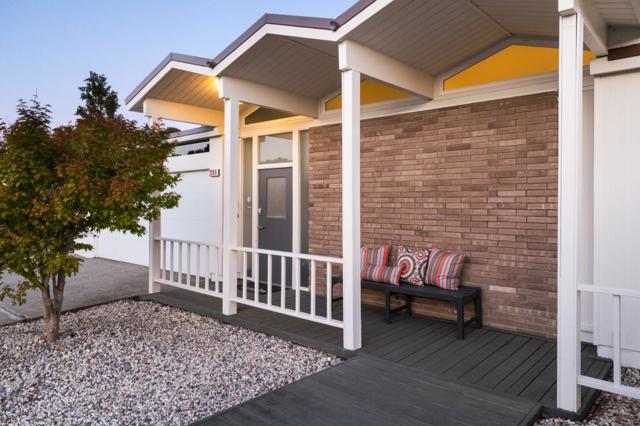 2989 Dolores Way, Burlingame CA: https://media.crmls.org/mediaz/7c10e2e0-4fdd-450e-8569-0f943eba8292.jpg