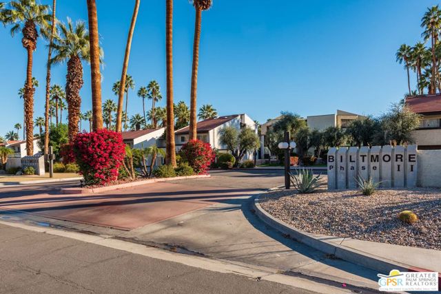 1300 S Camino Real, Palm Springs CA: https://media.crmls.org/mediaz/7c116159-0c7c-4b1b-94ef-6b65095c96ca.jpg