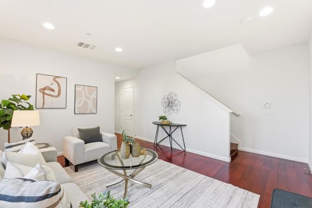 203 Peppermint Tree Terrace, Sunnyvale CA: https://media.crmls.org/mediaz/7c1374ad-366f-4cc0-a934-4ea76af61d1a.jpg