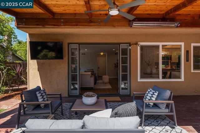 4536 Birch Bark Rd, Concord CA: https://media.crmls.org/mediaz/7c13b703-17c0-4f03-8fc2-b610d363c937.jpg
