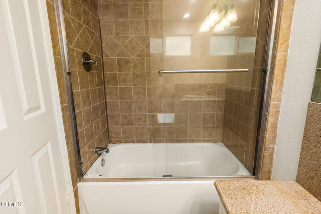 1853 Country Place, Ojai CA: https://media.crmls.org/mediaz/7c13bbc1-c630-465f-9c25-9f7c7d0b0894.jpg