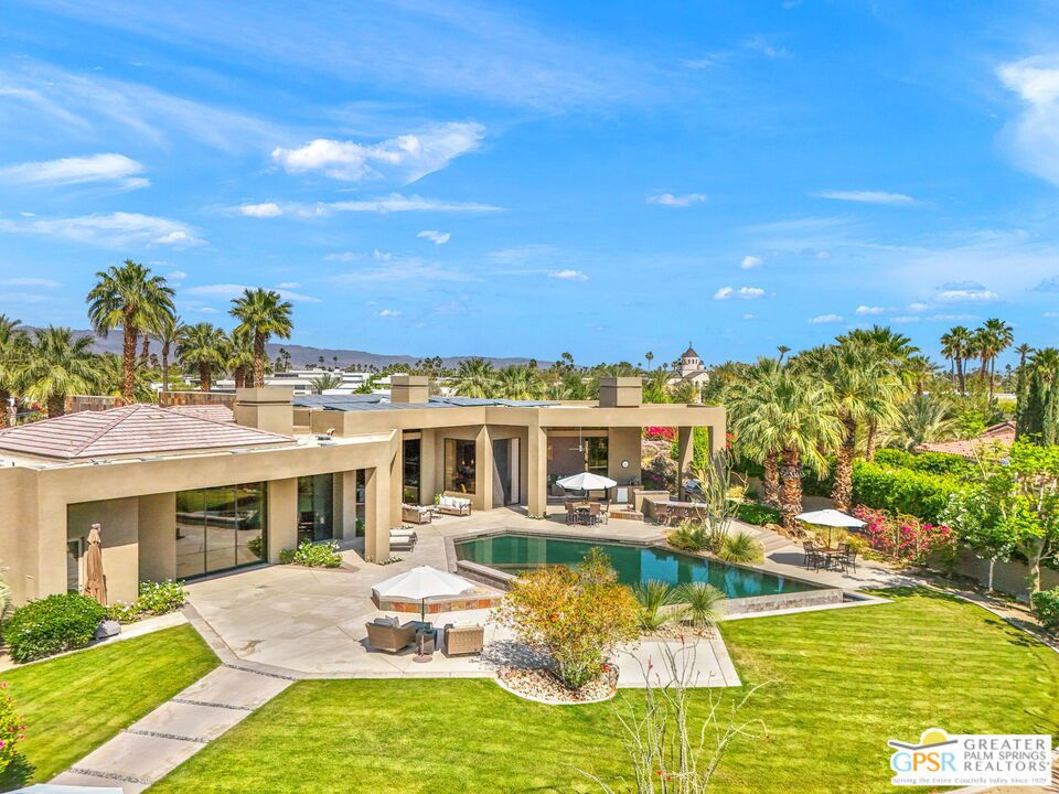 4 Paradise Cove Court