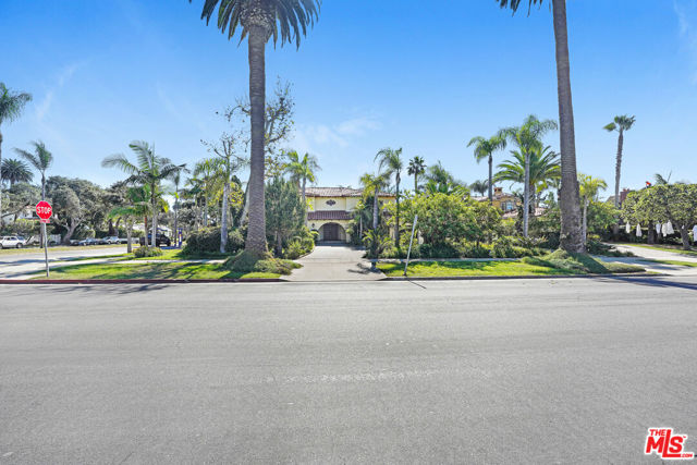324 Marguerita Avenue photo 2