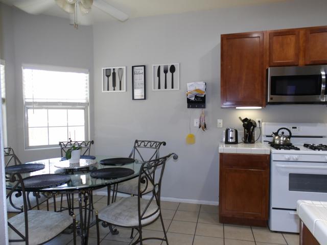 13569 Caliente Drive, Desert Hot Springs CA: https://media.crmls.org/mediaz/7c169f1f-8968-40c1-bbd5-15a496098888.jpg