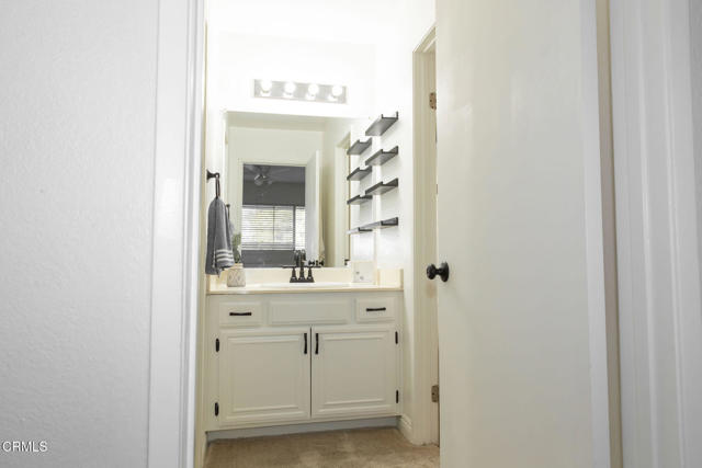 Detail Gallery Image 29 of 43 For 741 Warwick Ave, Thousand Oaks,  CA 91360 - 2 Beds | 1/1 Baths