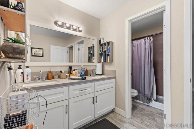 1059 Buena Vista Way, Chula Vista CA: https://media.crmls.org/mediaz/7c176969-faa6-44a2-98b5-4178e09cde34.jpg