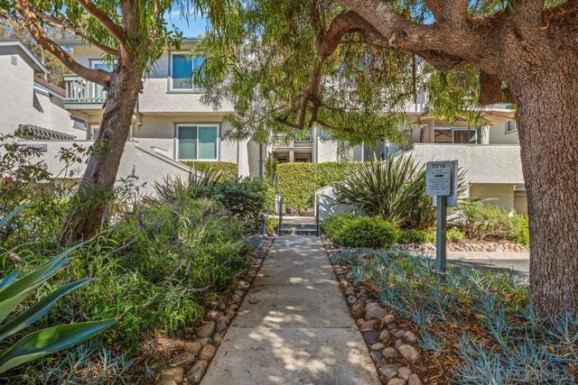 7016 Park Mesa Way, San Diego CA: https://media.crmls.org/mediaz/7c17e763-b708-4076-9fa9-89598dcec08a.jpg