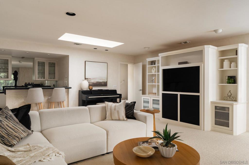 15943 Ranch Hollow Rd - photo 10