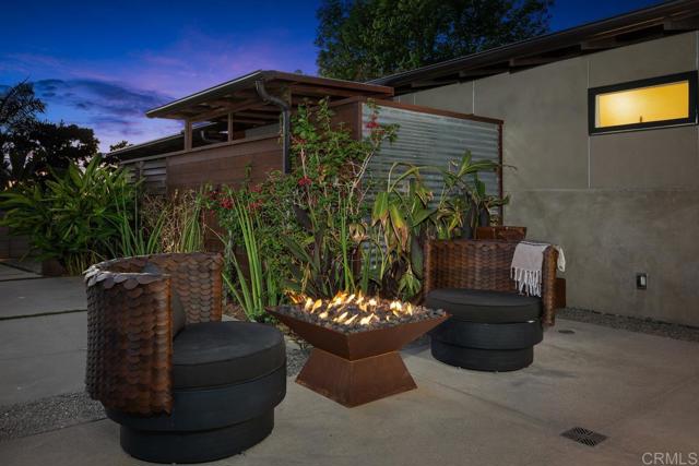 803 Saxony Road, Encinitas CA: https://media.crmls.org/mediaz/7c1858a2-8236-47e4-9535-b440936a09e9.jpg