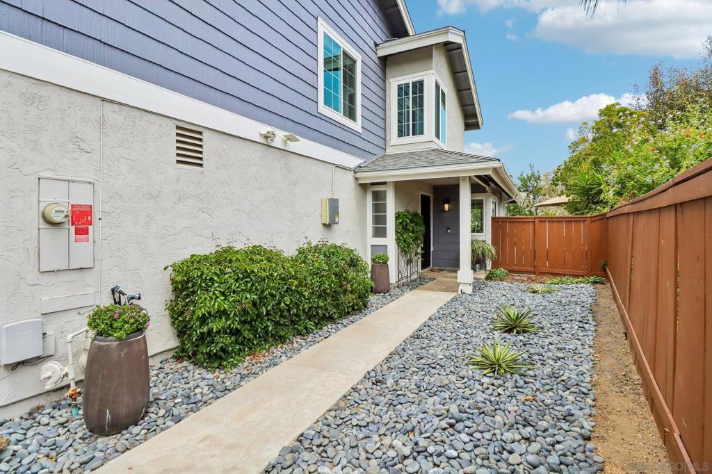 8164 Mission Vista Dr - photo 5