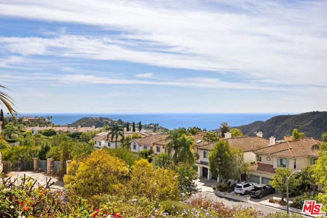 Drew Fenton | 16730 Calle De Catalina Pacific Palisades CA | MLS: 6884023