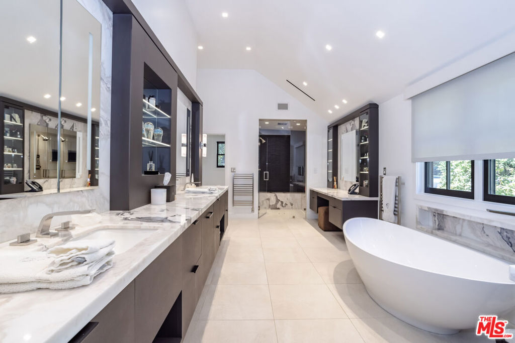 MLS #25481115 img 25