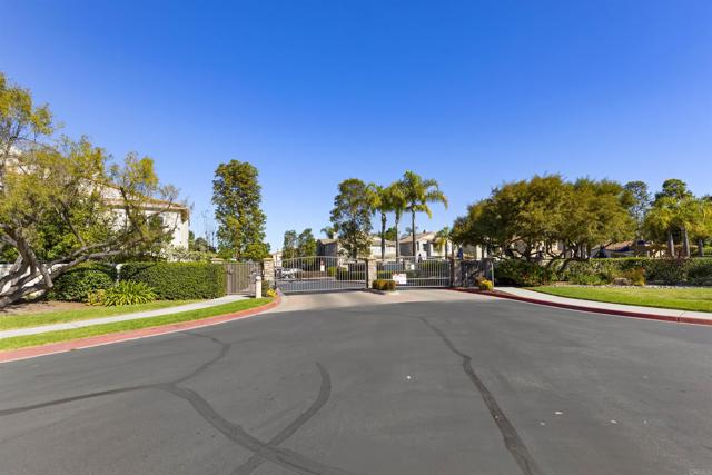 Detail Gallery Image 4 of 34 For 295 Churchill Ln, San Marcos,  CA 92078 - 2 Beds | 2 Baths