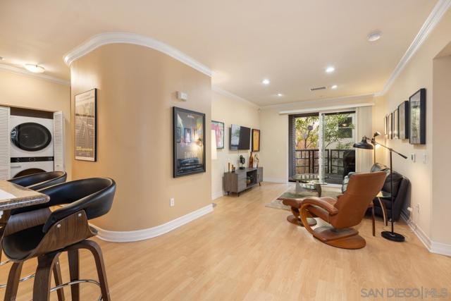1225 ISLAND AV, San Diego CA: https://media.crmls.org/mediaz/7c1e0f82-0daa-4a6d-8c66-fef8a44925b7.jpg