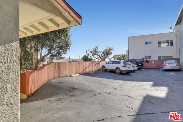 Drew Fenton | 153 W Channel Road Santa Monica CA | MLS: 7020030