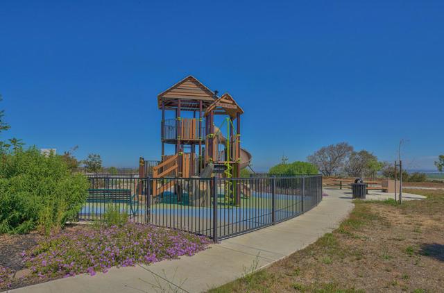17210 Logan Street,  CA: https://media.crmls.org/mediaz/7c1fccad-40b0-4f81-ab21-35107d5497a0.jpg