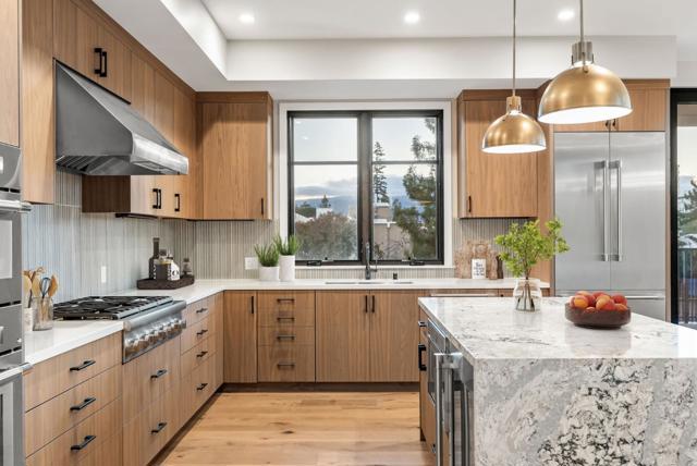 231 Hope Street, Mountain View CA: https://media.crmls.org/mediaz/7c203886-89ae-4a39-b369-39cbcb21de33.jpg