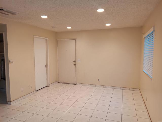 Photo #6: PTP2405112 Listing 