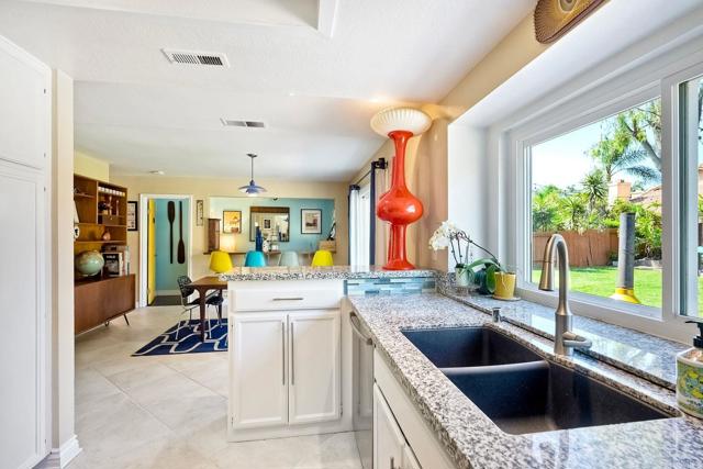 Detail Gallery Image 16 of 35 For 316 Winters Ct, San Marcos,  CA 92069 - 4 Beds | 3 Baths