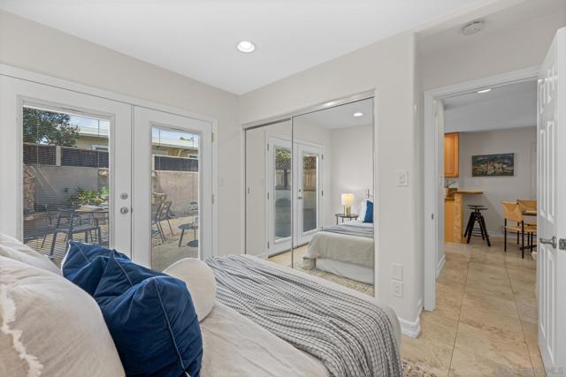 1568 Pacific Beach Dr, San Diego CA: https://media.crmls.org/mediaz/7c206b08-1cbe-40aa-a8ec-a9474f7af274.jpg