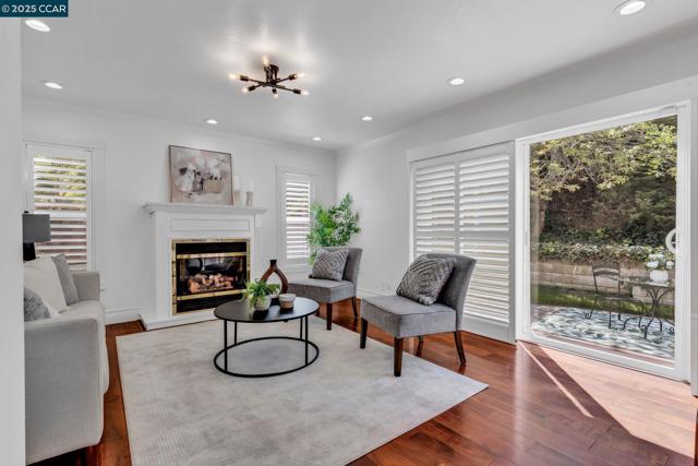 11373 Rampart Dr, Dublin CA: https://media.crmls.org/mediaz/7c20cdfa-4517-488a-b31e-c2e6103232f0.jpg