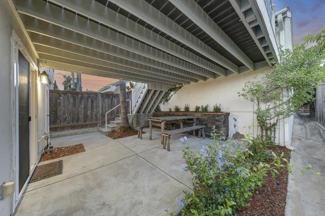 644 Grant Street, Oceanside CA: https://media.crmls.org/mediaz/7c20d84a-0610-4dc6-90e5-8268cea0b300.jpg