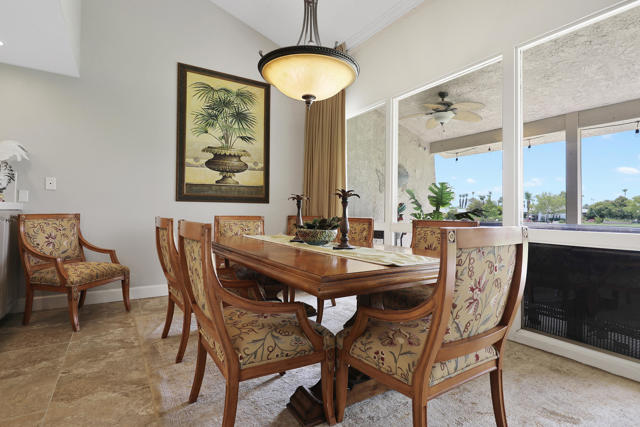 Image 6 of 40 For 43409 Lacovia Drive