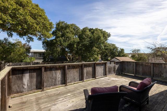 662 Oak Street, Monterey CA: https://media.crmls.org/mediaz/7c21bae5-73cc-4ef8-8a26-a630a3cb6a56.jpg