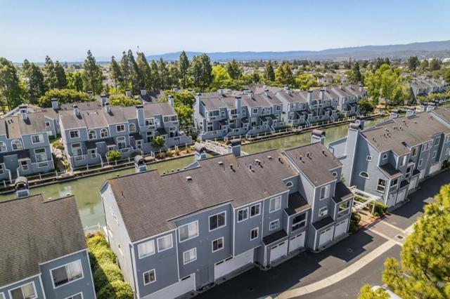 830 Portwalk Place, Redwood City CA: https://media.crmls.org/mediaz/7c21e771-082a-4002-a7ff-6c61f404a812.jpg