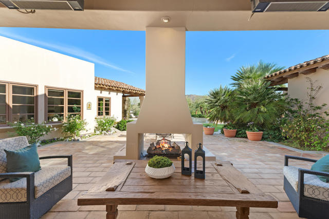 49260 Jfk Trail, Palm Desert CA: https://media.crmls.org/mediaz/7c221924-09c2-4b98-9ed9-9851b28e4bb3.jpg