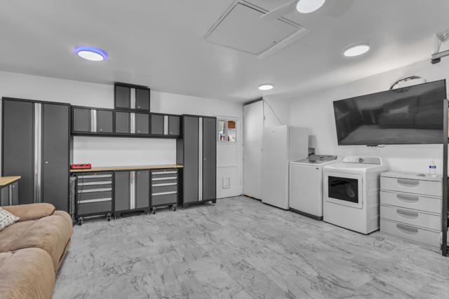 1545 Meadow, El Cajon CA: https://media.crmls.org/mediaz/7c225af9-6ebf-4e21-b1b5-c00bab8ae783.jpg