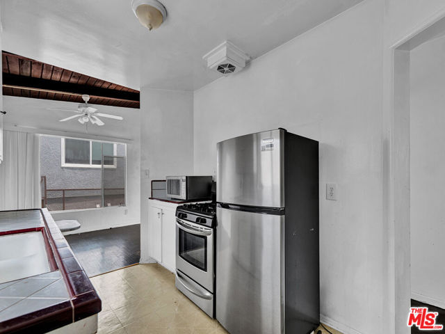 5401 Thornburn Street, Los Angeles CA: https://media.crmls.org/mediaz/7c231f3f-3257-43b1-8934-17d6f8e23a70.jpg