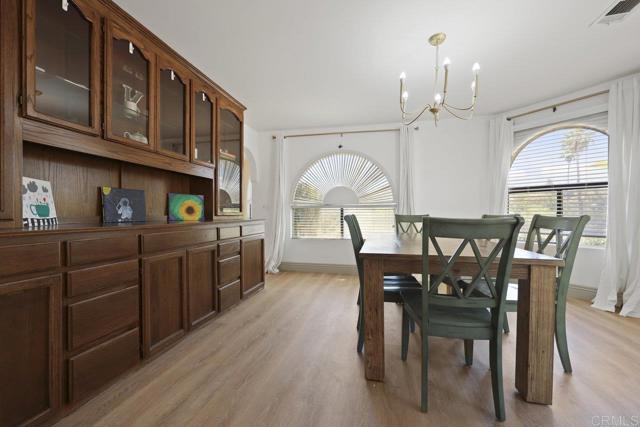 Detail Gallery Image 13 of 62 For 23742 Calistoga Pl, Ramona,  CA 92065 - 4 Beds | 3/1 Baths