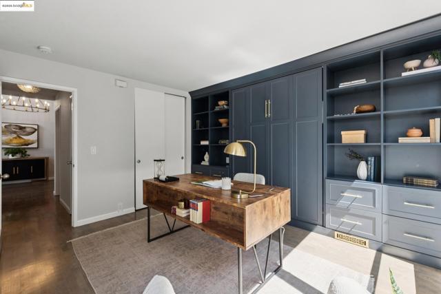 2861 Chelsea Drive, Oakland CA: https://media.crmls.org/mediaz/7c2522dc-ce4f-4235-bcce-bd74f97b06b9.jpg