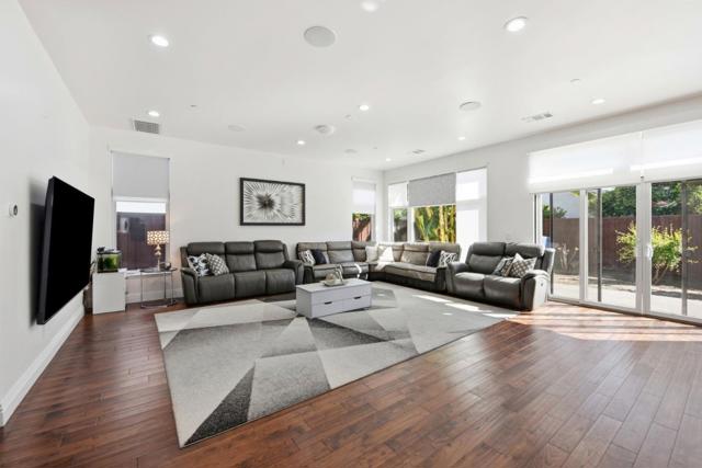 43141 Continental Drive, Fremont CA: https://media.crmls.org/mediaz/7c25499f-aa47-4f23-a59f-fc365c3e8950.jpg