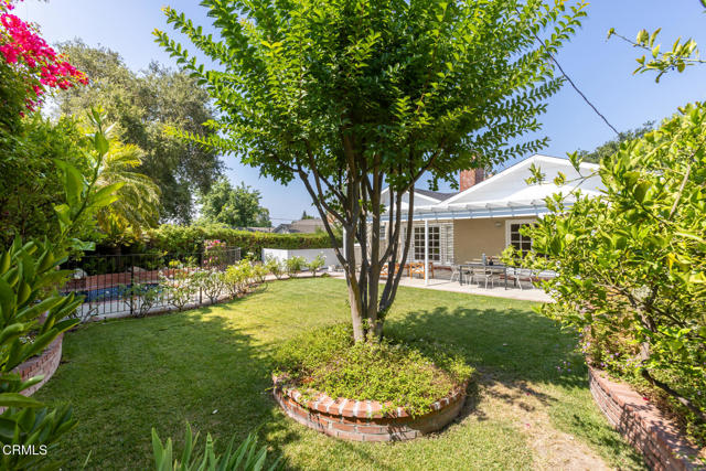 4650 Encinas Drive, La Canada Flintridge CA: https://media.crmls.org/mediaz/7c255cad-a5dc-421f-beb8-f1291ffcb65d.jpg