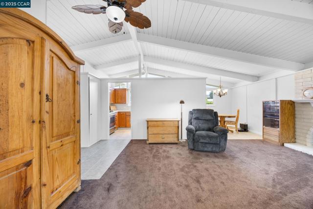 51 Gilrix Dr, Martinez CA: https://media.crmls.org/mediaz/7c257db6-5fa9-41f2-af42-97986bcdca01.jpg