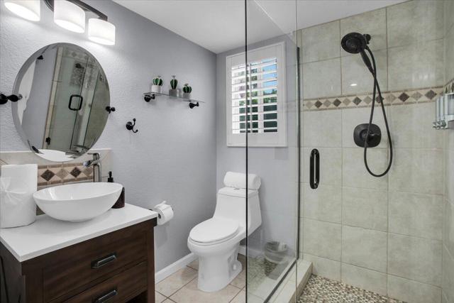 79320 Desert Wind Court, La Quinta CA: https://media.crmls.org/mediaz/7c28e688-dd9c-4060-b2d0-ee941fef2ee7.jpg